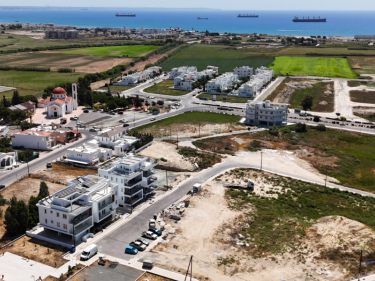 Image of Leonidas Court