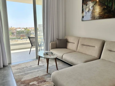 Image of Leonidas Court