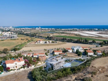 Image of Dea Co Hill