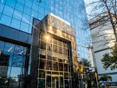 Image of The Douglas