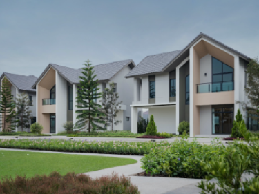 Image of Esta Rangist-Klong 2