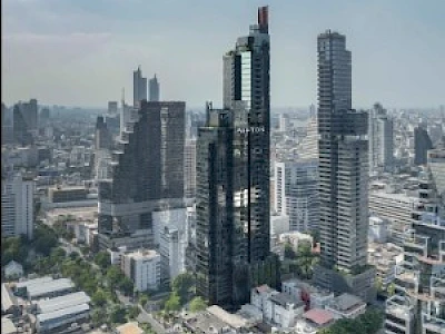 Image of Ashton Silom