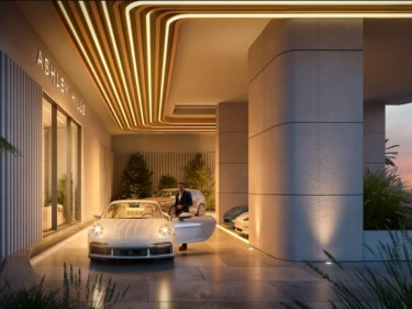 Image of Ashley Hills