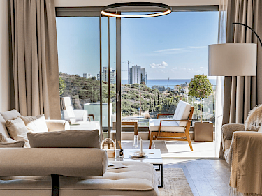 Image of GARDEN SQUARE