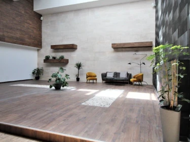 Image of Axis Palace on Sairme