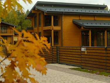Image of The cottage community Mikhalkovo Park