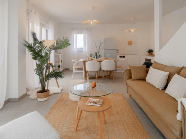 Image of RESIDENCE THEIA