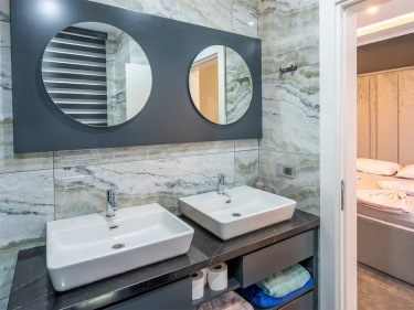 Image of Oba Royal Garden