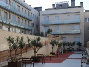 Image of C BANYS 129-131