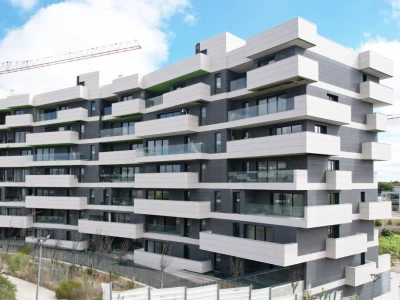 Image of DREAM LIVING