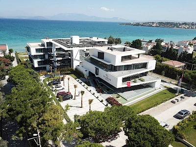 Image of The Chesme Executive