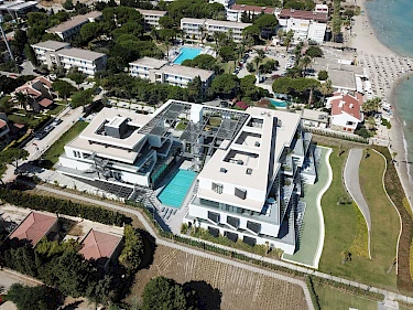 Image of The Chesme Executive