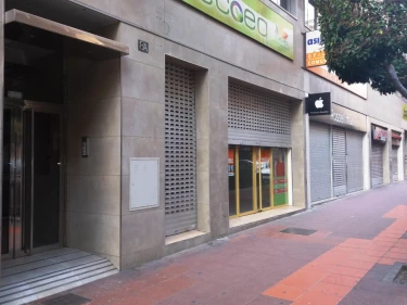 Image of Oficinas, Trasteros Y Garajes en el Centro de Almería