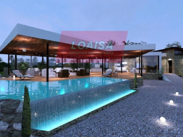 Image of VILLA GLAZED MODEL