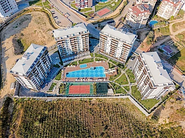 Image of Emerald Paradise