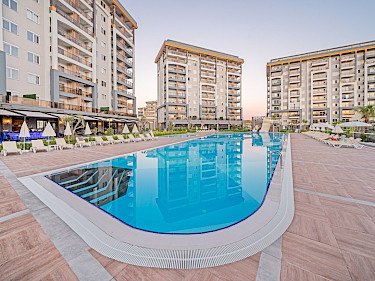 Image of Emerald Paradise