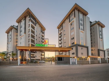 Image of Emerald Paradise