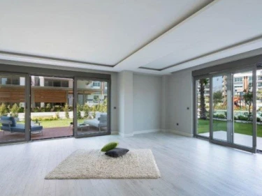 Image of Gloria Loft