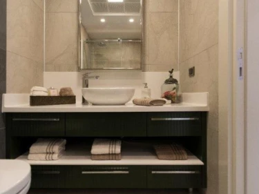 Image of Gloria Loft