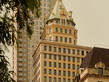 Image of Crown Building / Aman New York