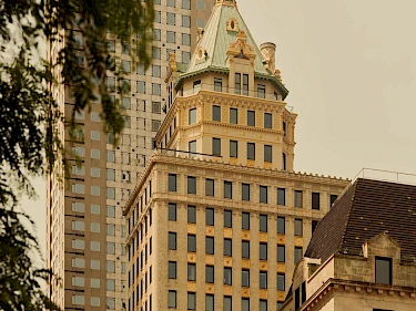 Image of Crown Building / Aman New York