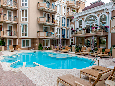 Image of Dawn Park Deluxe