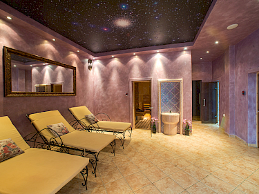 Image of Izida Palace