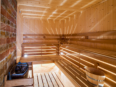 Image of Izida Palace