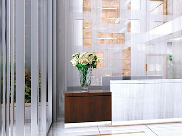 Image of Azizi Daisy