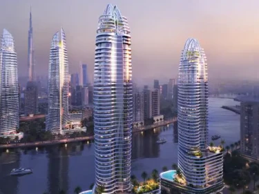 Image of Canal Crown