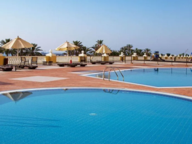 Image of Royal Breeze