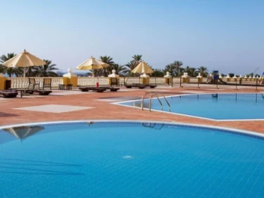 Image of Royal Breeze