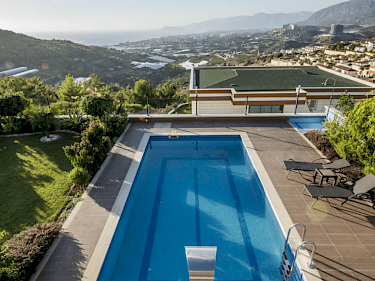 Image of Kurt Safir Granada Vip Villas