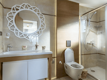 Image of Kurt Safir Granada Vip Villas