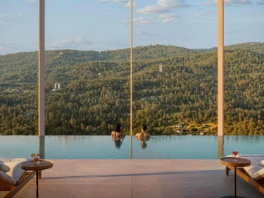 Image of VR Vake Skyview Tower