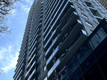 Image of Horizon Elegance