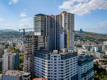 Image of White Square Shartava