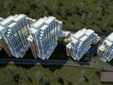 Image of White Square Mindeli