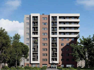 Image of White Square Varketili