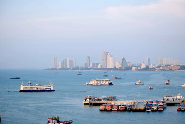 Banner advertisement