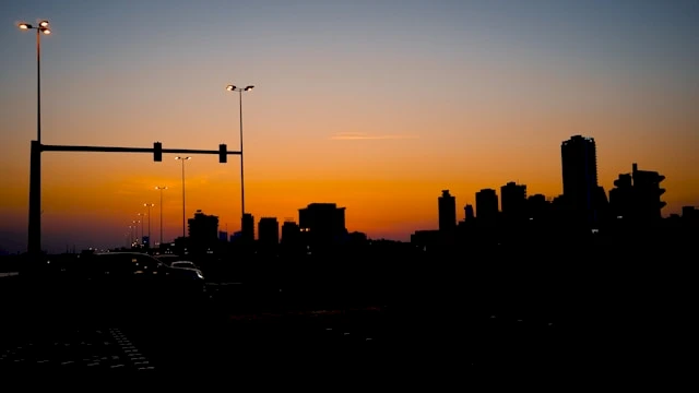 Banner advertisement